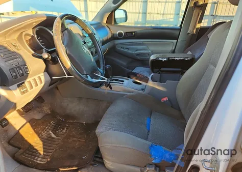 2005 Toyota Tacoma Double Cab Prerunner z USA, uszkodzony, nr VIN 3TMJU62N95M003326